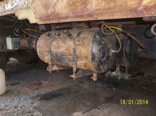 ขายF18 HINO HO7C 185 แรง เพลาเดียว คอกไม้ เบรคทิฟฟิ่ พาวเวอร์ ทะเบียนมี ภาษีครบ