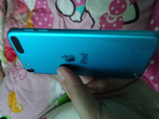 ขาย5500 ไอพอด5 32gb มีประกันเหลือ 4 เดือน สนใจโทมา ขาย5500 ไอพอด5 32gb มีประกันเหลือ 4 เดือน สนใจโทมา