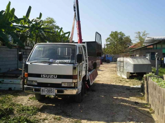 ขายรถบรรทุกติดเครน ISUZU 4 ล้อกลาง