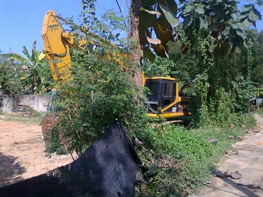 รถแบคโฮ CAT 320 B รถใช้งานดีปกติ มีทะเบียนครบ ชอบราคาเท่าไรต่อรองได้ครับ
