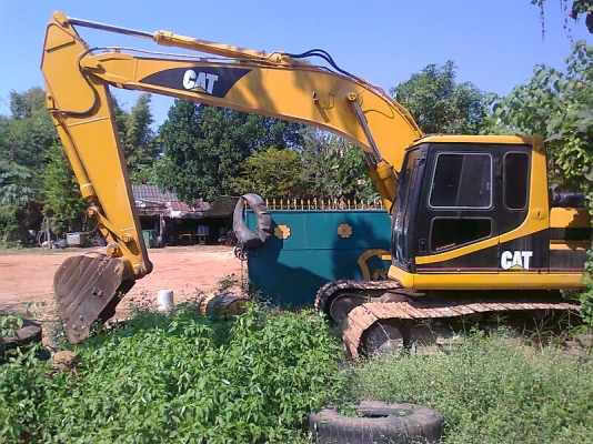รถแบคโฮ CAT 320 B รถใช้งานดีปกติ มีทะเบียนครบ ชอบราคาเท่าไรต่อรองได้ครับ