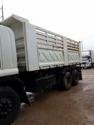 ขายรถบรรทุกสิบล้อดั๊มพ์ Isuzu deca เครื่อง 300 แรง ปี 53 มีระบบลากพ่วง กระบะสามมิตร