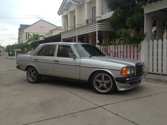 ขาย Benz w123 2jz -ge+gas 100000 สุดท้ายยย