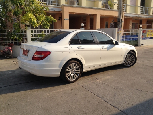 ขายดาวน์ c200 y2013 ราคา650000