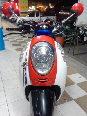 All New Scoopy -i รุ่นใหม่ล่าสุด ปี 2555 (ล้อแม็กซ์) ราคาชิวๆถูกๆ