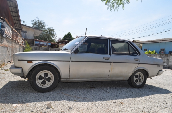 Fiat mirafiori 131s 35000 ต่อรองได้อีก 0837687746 บางแสน ชลบุรี รูปเยอะ