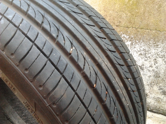 ขายยางสภาพสวย 1  เส้นคับ