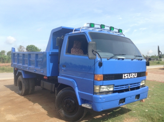 หกล้อดัมพ์ ISUZU ปี37 เครื่อง 160 HP ช่วงล่างใหญ่ เกียรใหญ่ หน้า-หลัง F (รถพร้อมใช้). 570,000 หกล้อดัมพ์ ISUZU ปี37 เครื่อง 160 HP ช่วงล่างใหญ่ เกียรใหญ่ หน้า-หลัง F (รถพร้อมใช้). 570,000
