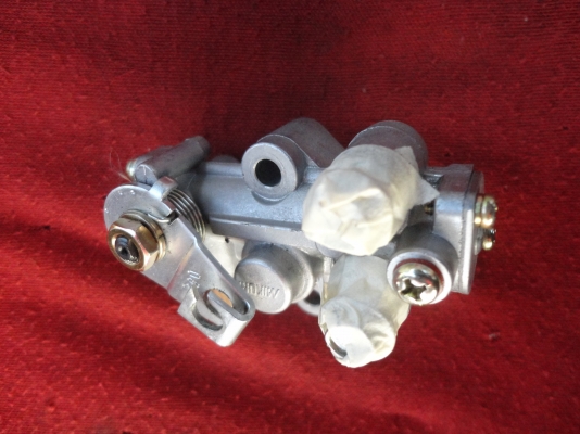 ขอบคุณพ.เสือครับปั๊ม ออโตลู๊บ แท้  suzuki k-125  สนใจ 081-005-8785