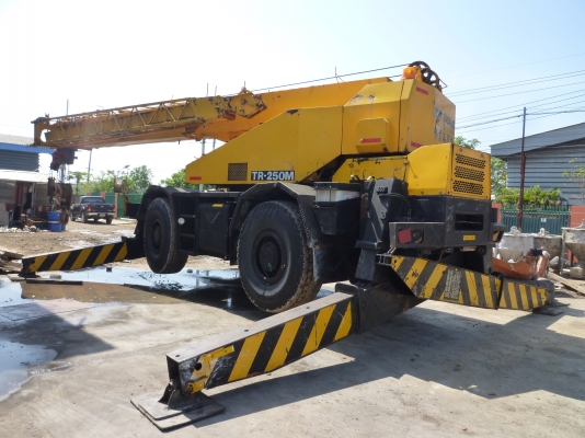 ขาย TADANO TR 250- M4  25ตัน  รถนอก ติดต่อ 0819130428