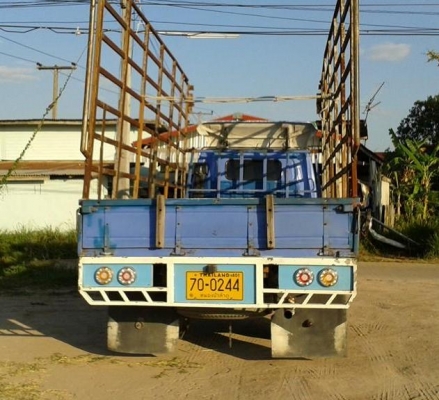 ขายด่วนหกล้อ ISUZU ยาว 5 เมตร 130 แรง รถเดิม คัชชีสวย