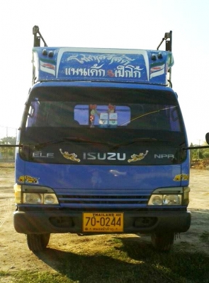ขายด่วนหกล้อ ISUZU ยาว 5 เมตร 130 แรง รถเดิม คัชชีสวย