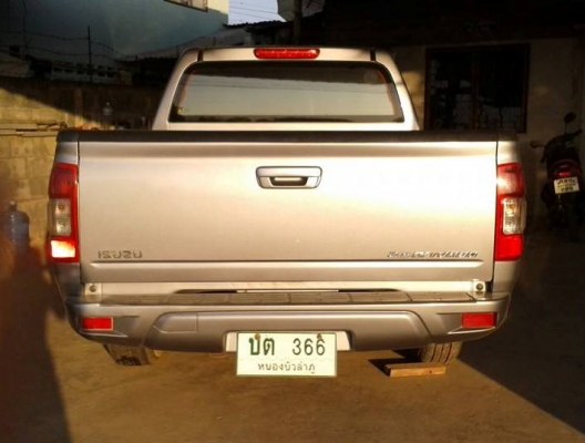 ขายรถ ISUZU D-MAX 2.5 สีเทา รถสวย สภาพดี ขายรถ ISUZU D-MAX 2.5 สีเทา รถสวย สภาพดี