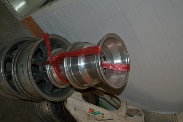 ขายล้อแหม็กขอบ8ก้วาง7 มือสอง2วง2500ล้อ ksr 2500