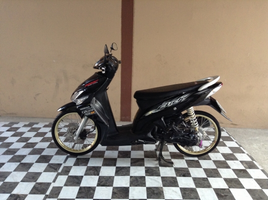 ขาย!!!ฮอนด้าคลิ๊ก ล้อทองโยโก ปี50 รถเครื่องดีคับ มีเล่มทะเบียนครบ ภาษีไม่หมด ขาย!!!ฮอนด้าคลิ๊ก ล้อทองโยโก ปี50 รถเครื่องดีคับ มีเล่มทะเบียนครบ ภาษีไม่หมด