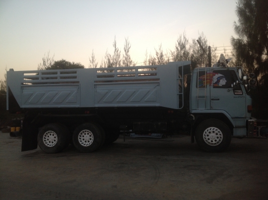 ขายสิบล้อดั้ม240นางฟ้่าสวยๆ