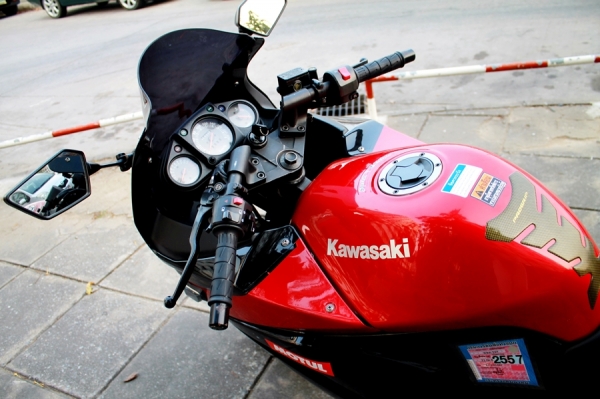 Ninja250r 2010 สวยๆ+แต่งเล็กน้อย 85,500 Ninja250r 2010 สวยๆ+แต่งเล็กน้อย 85,500