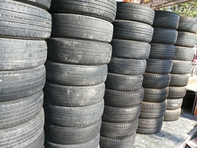 ขายยางเหมายกกอง ขอบ15 *17 รวม 110 เส้น