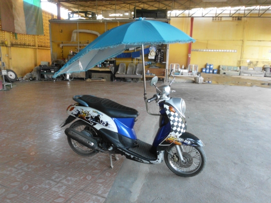 ขายร่มติดมอไซด์