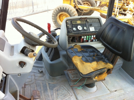 ขายรถตักหน้าขุดหลัง JCB 214 สภาพสวย พร้อมใช้งาน ไม่เคยใช้งานในไทย