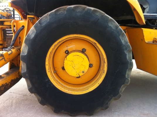 ขายรถตักหน้าขุดหลัง JCB 214 สภาพสวย พร้อมใช้งาน ไม่เคยใช้งานในไทย