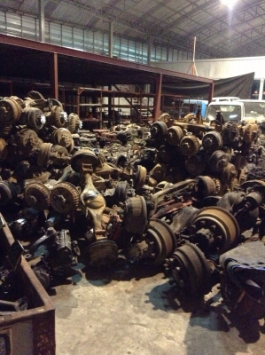 เพลาแอ้ว ปั้มปูน Kayaba