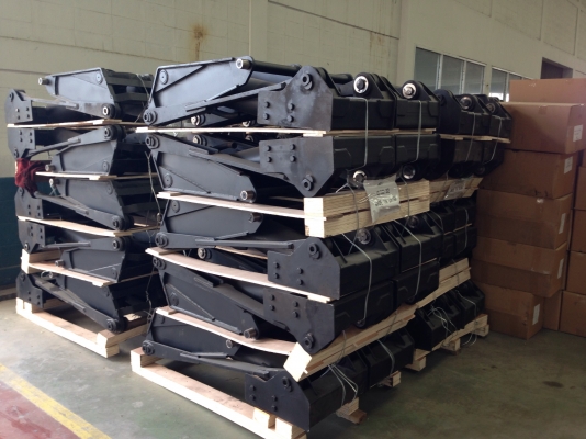 เพลาแอ้ว ปั้มปูน Kayaba