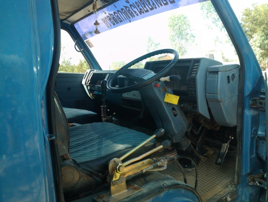 ขาย NPR59G ดั้ม เกียร์ร็อก 6 เกียร์ F หน้าหลัง พวงมาลัย power พร้อมลุยครับ ขาย NPR59G ดั้ม เกียร์ร็อก 6 เกียร์ F หน้าหลัง พวงมาลัย power พร้อมลุยครับ