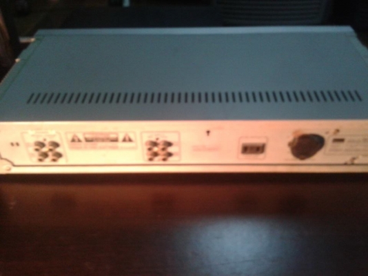 ขายตัวปรับแต่งเครื่องเสียงบ้านมีให้เลือก3ตัวครับ