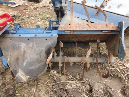 ขาย-โรตารี่ เล็ก สำหรับพรวนดิน ติดรถไถนา หลายรุ่นให้เลือกทั้ง KUBOTA, YANMAR, SHIBAURA ราคาตัวละ 13,500-16,000 ขาย-โรตารี่ เล็ก สำหรับพรวนดิน ติดรถไถนา หลายรุ่นให้เลือกทั้ง KUBOTA, YANMAR, SHIBAURA ราคาตัวละ 13,500-16,000