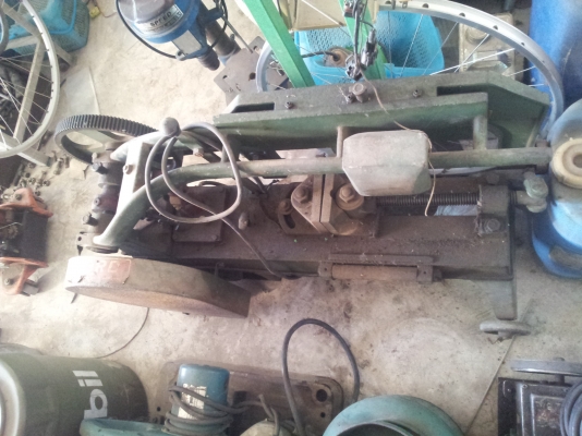 เครื่องเลื่อย สภาพใหม่ ใช้น้อย ไม่รั่ว ไม่ซึม