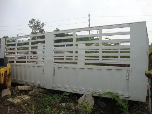 ขายกระบะเหล็กบรรทุกสิบล้อ