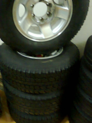 1ชุดมาใหม่ R15X8.5 ET-5 6/139 แม็กเดิมขอบหนาไร้ซ่อมรัดยาง255-70-15 LTXคุ้มๆเอาไว้ลุยราคาเบาๆ1ชุด