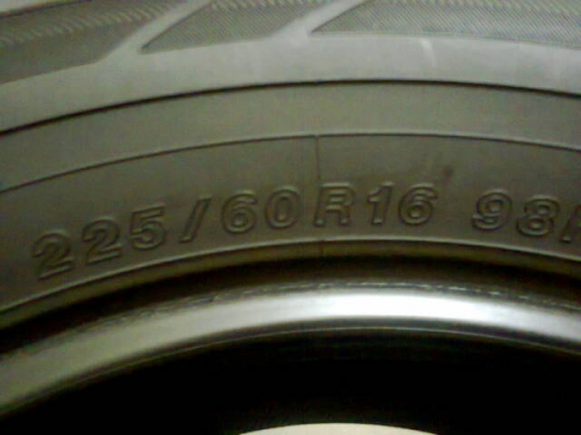 YOKOHAMA  FD 225-60-16 ปี1511 ยางสวยดอกดีไม่มีปะ