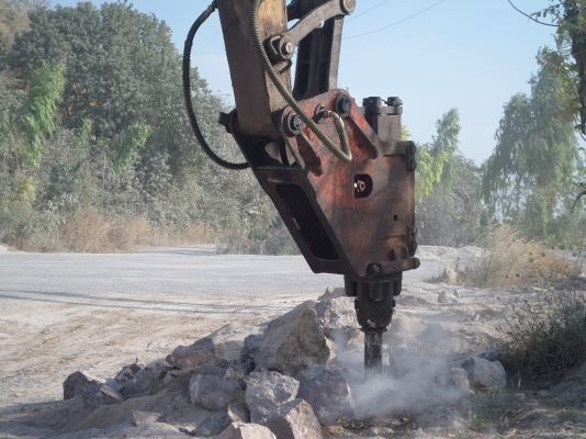 ขายหัวเบรคเกอร์ เจาะหิน เจาะคอนกรีต สำหรับแบ็คโฮ รุ่น 200