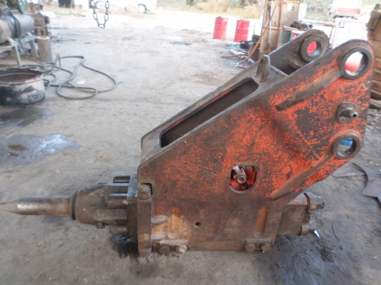 ขายหัวเบรคเกอร์ เจาะหิน เจาะคอนกรีต สำหรับแบ็คโฮ รุ่น 200