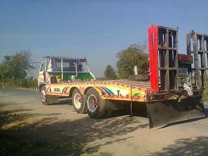 รถเทรเลอร์ขึ้นรถเกี่ยว เครื่อง 6  bj สภาพสวยพร้อมใช้งาน ราคา 650,000 ต่อรองได้คับ