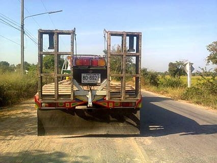 รถเทรเลอร์ขึ้นรถเกี่ยว เครื่อง 6  bj สภาพสวยพร้อมใช้งาน ราคา 650,000 ต่อรองได้คับ