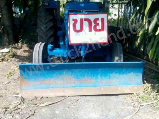 รถไถ ยี่ห้อ Ford รุ่น 77พิเศษ 77เเรงม้า