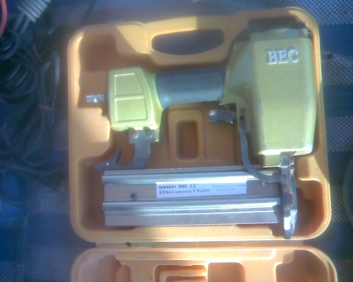 ตัวยิงตะปูลมตัวใหญ่ BEC