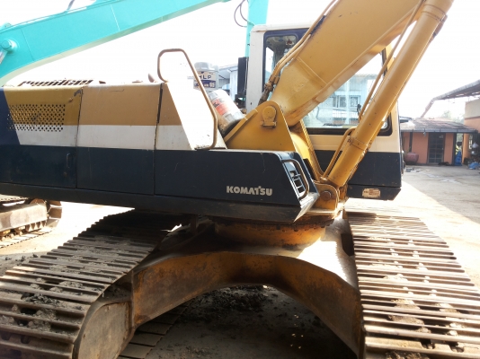 ขาย แบคโฮ KOMATSU PC200-5 สถาพสวย ขาย แบคโฮ KOMATSU PC200-5 สถาพสวย