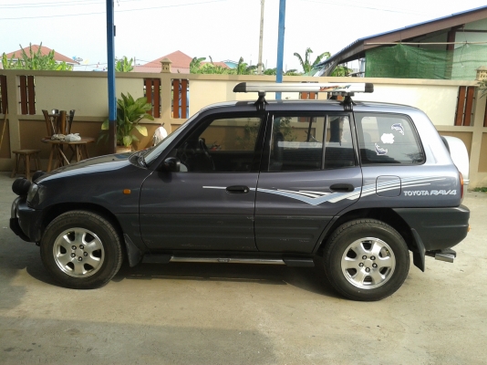 ขายรถ Toyota Rav4 รถ ดร.อาจารย์หมอ สภาพดีมาก