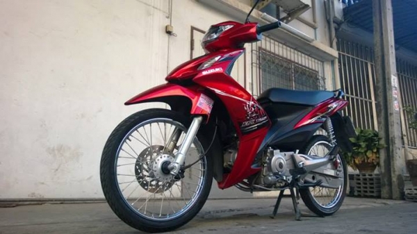 Axelo2013 แดง วิ่ง 2000 ยางใหม่ สภาพสวย ราคาถูกๆ ต่อรองได้เป็นพัน