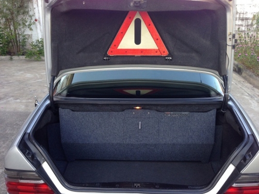 !!!!__8*ขาย Benzw124 ปี94  สภาพป้ายแดง เข้าศูนย์ตลอด หารถรุ่นนี้อยู่มาคุยเลยครับ_8*