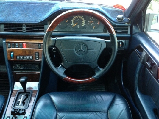 !!!!__8*ขาย Benzw124 ปี94  สภาพป้ายแดง เข้าศูนย์ตลอด หารถรุ่นนี้อยู่มาคุยเลยครับ_8*