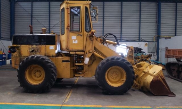 510 # 12422 : รถตัก ล้อยาง นำเข้าจากญี่ปุ่น by กุ้ง:TOS:081-3062283