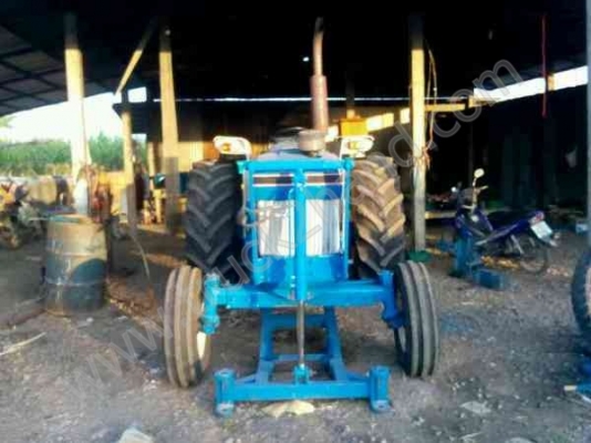 รถไถ ยี่ห้อ Ford รุ่น 66  จำนวนเเรงม้า 86 เเรงม้า