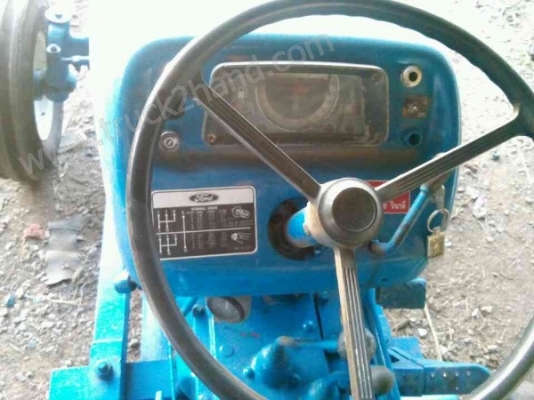 รถไถ ยี่ห้อ Ford รุ่น 66  จำนวนเเรงม้า 86 เเรงม้า