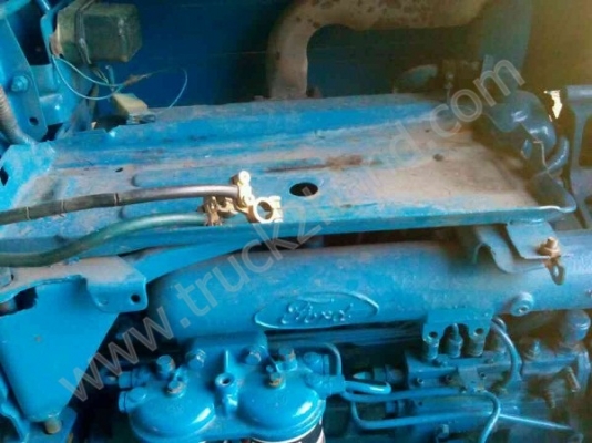 รถไถ ยี่ห้อ Ford รุ่น 66  จำนวนเเรงม้า 86 เเรงม้า