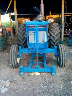 รถไถ ยี่ห้อ Ford รุ่น 66  จำนวนเเรงม้า 86 เเรงม้า